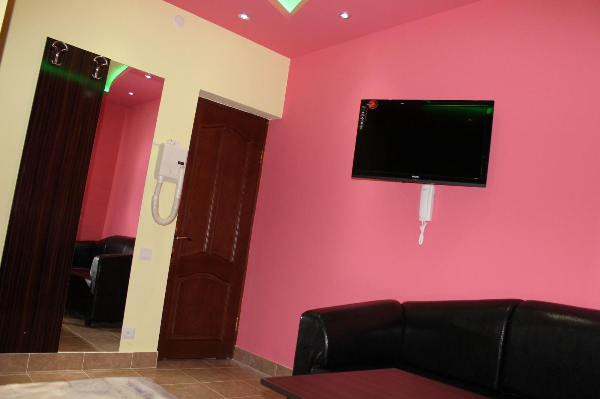 Princ Plaza Hotel Erivan Dış mekan fotoğraf